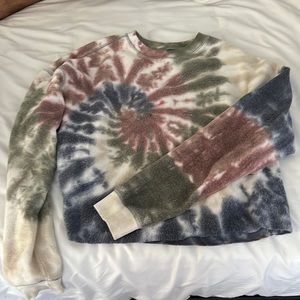 Wild Fable Cropped Tye Dye Crew Neck Sweatshirt
